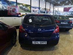 نيسان فيرسا